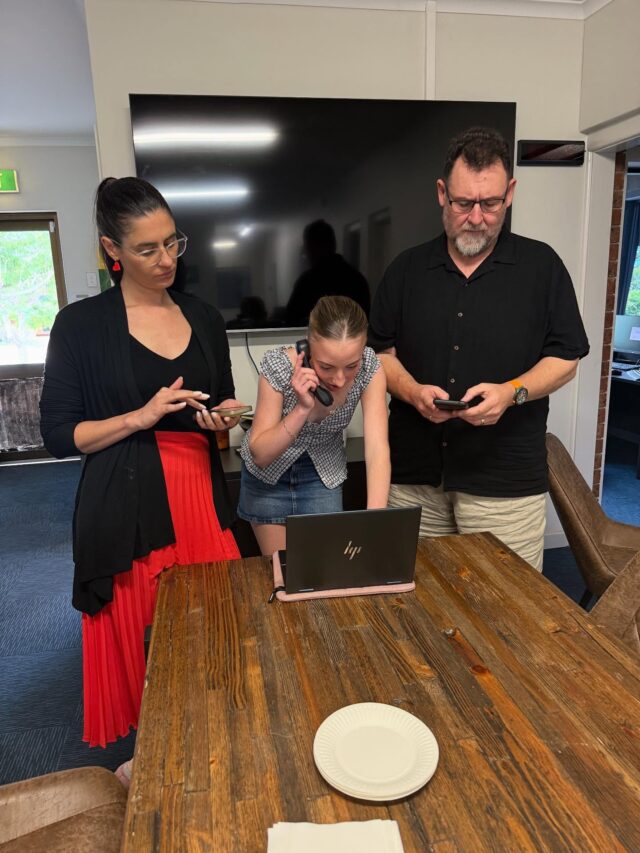 All things #socialmediaban today… 🥲

If you missed the chat, check out the SoundCloud link in bio 🔗

@radio5mu 
@iamconnelly 
@radiosjennielenman